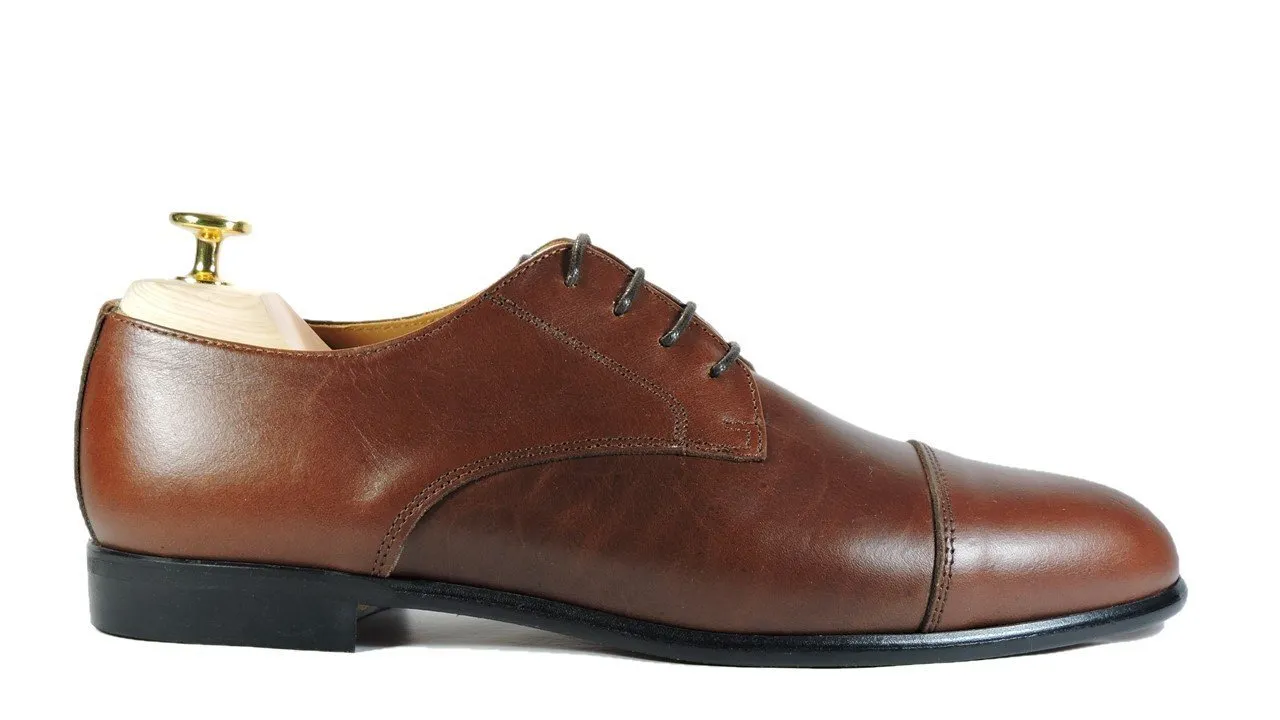 El cuero es uno de los mejores materiales para los zapatos, garantizando su calidad